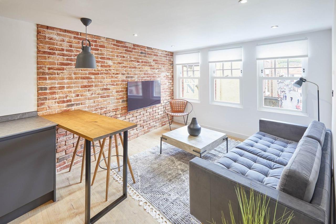 Golden Lion Apartment